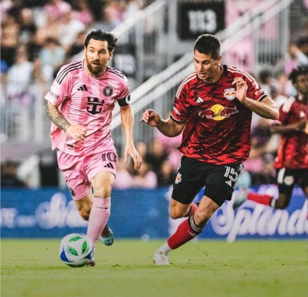 九游体育app- 迈阿密热火迎全明星赛关键赛，转会期扳平良机，目标明确，身体对抗强度拉满