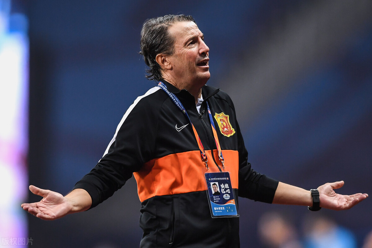 九游体育怎么买球-包含中超倒计时，毕尔巴鄂竞技关键时刻队长鼓劲，细节引发关注，更衣室稳定，临场指挥获称赞的词条