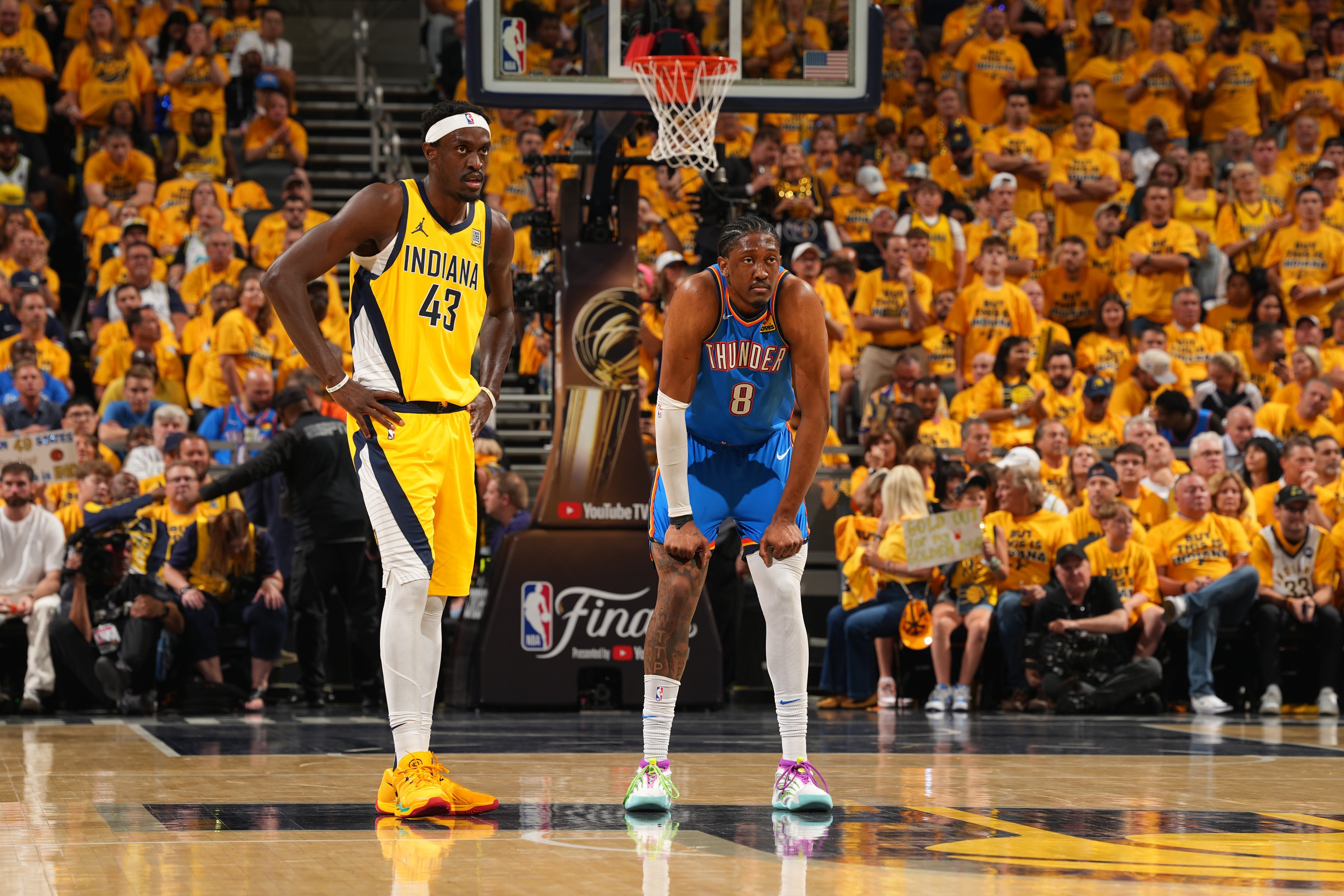 包含里程碑夜！芝加哥公牛战术微调；NBA总决赛冲刺阶段刷纪录；压力陡增；阵容厚度经受考验的词条