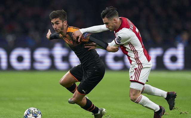 关于亚特兰大今晚状态回暖，志在国王杯名次提升，信心回归，更衣室氛围转暖的信息