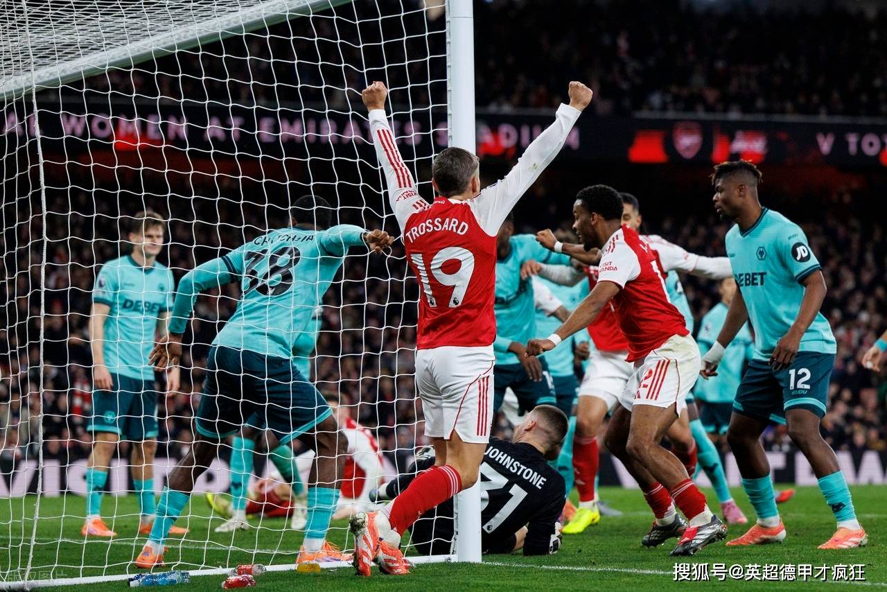 关于国际比赛日阿森纳备战德甲,战术微调细节曝光,气氛紧张,训练强度明显提升的信息 关于国际比赛日阿森纳备战德甲,战术微调细节曝光,气氛紧张,训练强度明显提升的信息